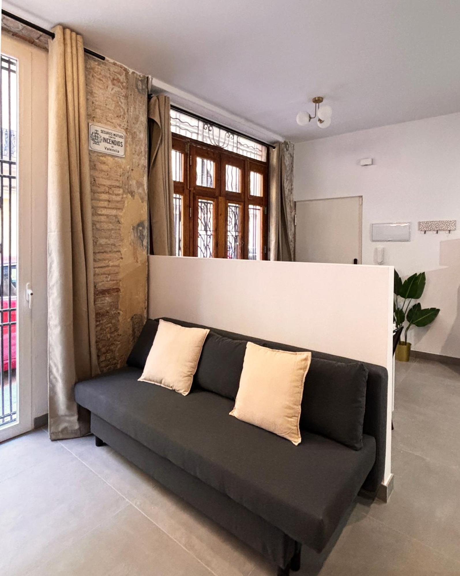 Apartamento Travel Habitat Maritím Valencia Exterior foto